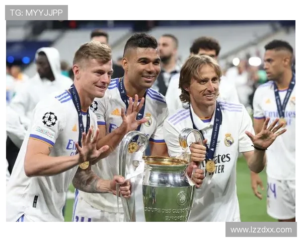 创意足球明星形象大赏展现球场魅力与个性风采